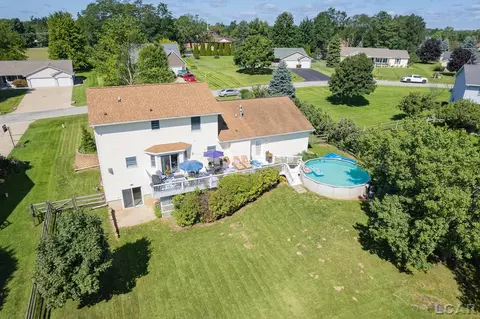View/Area - 3165 Cobblestone Rdg, Tecumseh, MI 49286 photo 2 of 11