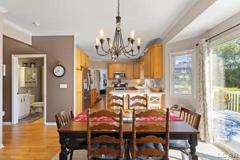 Dining - 3165 Cobblestone Rdg, Tecumseh, MI 49286 photo 3 of 3
