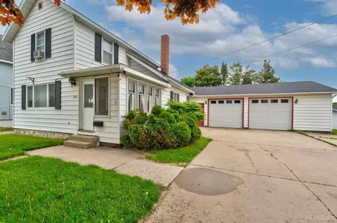 218 N Houghton, Manistique, MI 49854