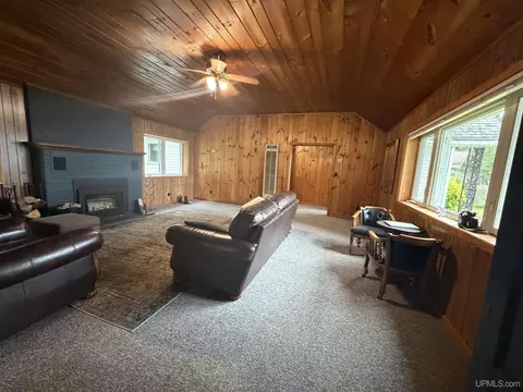 n8822 West Sprang Road, Germfask, MI 49836 photo 5