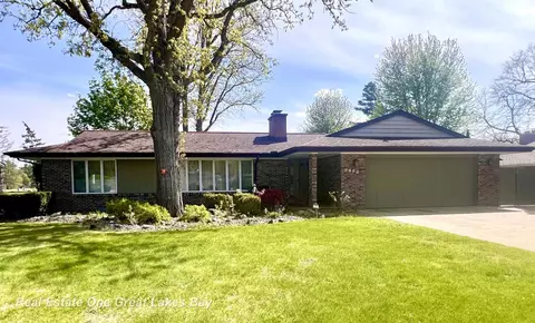 4749 Century, Saginaw, MI 48638