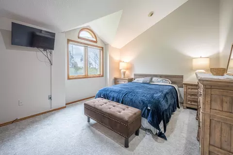 Bedroom - 1520 Dormie, Gladwin, MI 48624 photo 2 of 2
