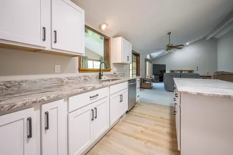 Kitchen - 1520 Dormie, Gladwin, MI 48624 photo 2 of 6