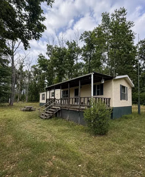 1385 Allard Acres, Johannesburg, MI 49751