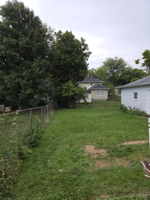 Exterior - 133 N Wisner, Jackson, MI 49202 photo 8 of 11