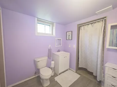 Bath - 133 N Wisner, Jackson, MI 49202 photo 2 of 2
