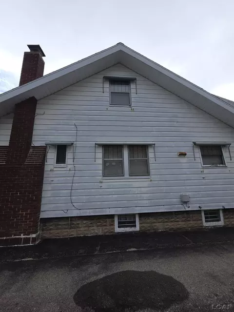 Exterior - 133 N Wisner, Jackson, MI 49202 photo 4 of 11