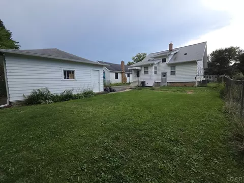 Exterior - 133 N Wisner, Jackson, MI 49202 photo 7 of 11