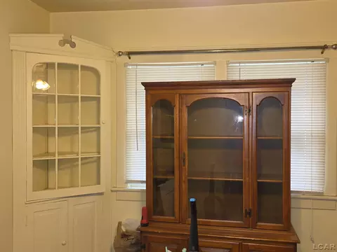 Dining - 133 N Wisner, Jackson, MI 49202 photo 1 of 1
