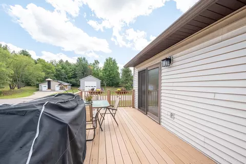 Exterior - 1080 Suncliffe, Ishpeming, MI 49849 photo 11 of 12