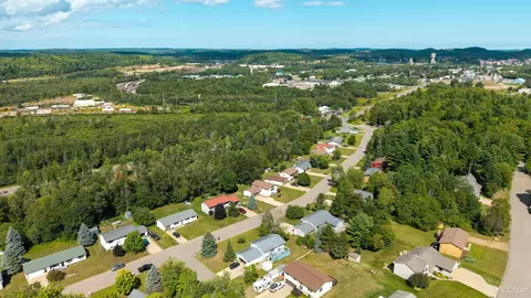 View/Area - 1080 Suncliffe, Ishpeming, MI 49849 photo 7 of 7