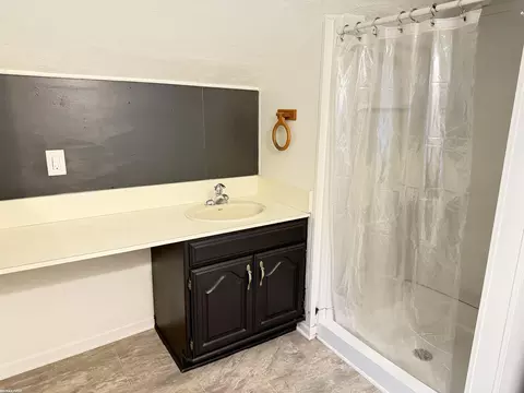 Bath - 1213 Clinton, Saint Clair, MI 48079 photo 7 of 7