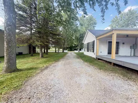 Exterior - 1213 Clinton, Saint Clair, MI 48079 photo 13 of 14