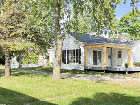 Exterior - 1213 Clinton, Saint Clair, MI 48079 photo 10 of 14