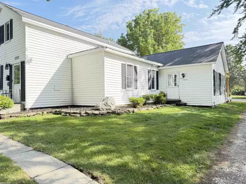 Exterior - 1213 Clinton, Saint Clair, MI 48079 photo 5 of 14
