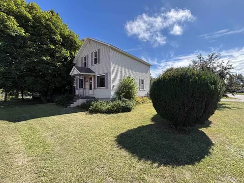 Exterior - 411 Wright, Marquette, MI 49855 photo 17 of 17