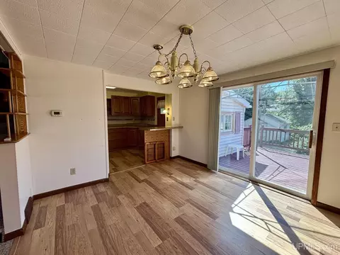Dining - 411 Wright, Marquette, MI 49855 photo 1 of 1