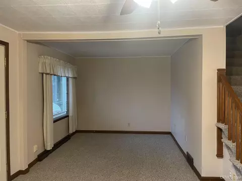 Living - 411 Wright, Marquette, MI 49855 photo 8 of 13