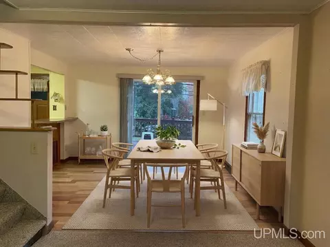Dining - 411 Wright, Marquette, MI 49855 photo 2 of 2