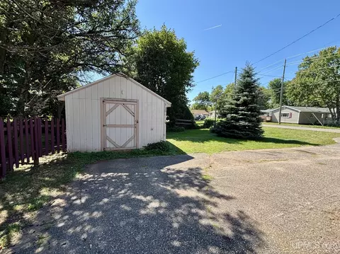 Exterior - 411 Wright, Marquette, MI 49855 photo 4 of 11