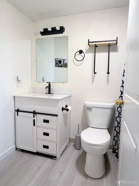 Bath - 317319 S Third, Ishpeming, MI 49849 photo 1 of 5