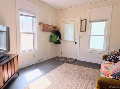Entry Way - 317319 S Third, Ishpeming, MI 49849 photo 1 of 1