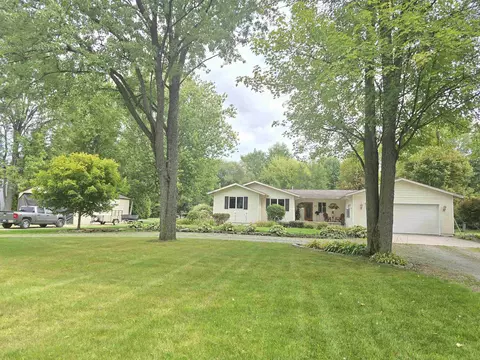 4181 Karla, Midland, MI 48642