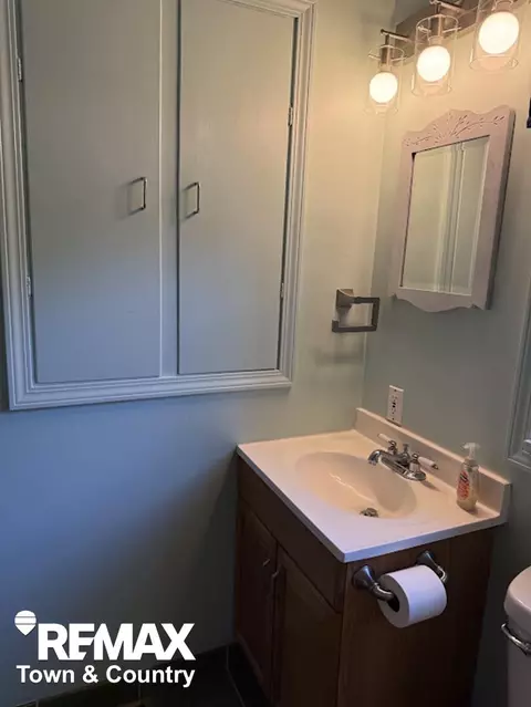 Bath - 11934 Benson, Mount Morris, MI 48458 photo 2 of 3