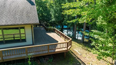 Exterior - 658 E Riv, L'anse, MI 49946 photo 6 of 8