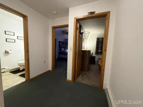 Entry Way - 658 E Riv, L'anse, MI 49946 photo 3 of 4