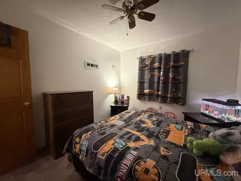 Bedroom - 658 E Riv, L'anse, MI 49946 photo 5 of 8