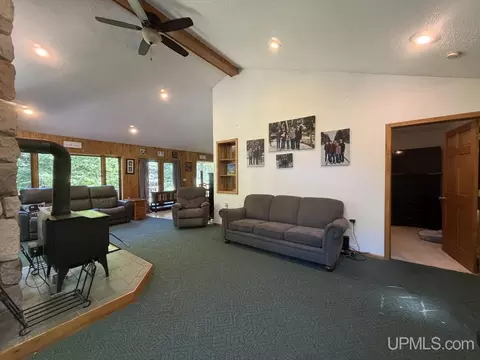 Living - 658 E Riv, L'anse, MI 49946 photo 3 of 4