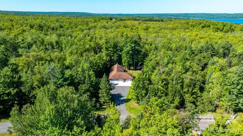 Other - 658 E Riv, L'anse, MI 49946 photo 6 of 11