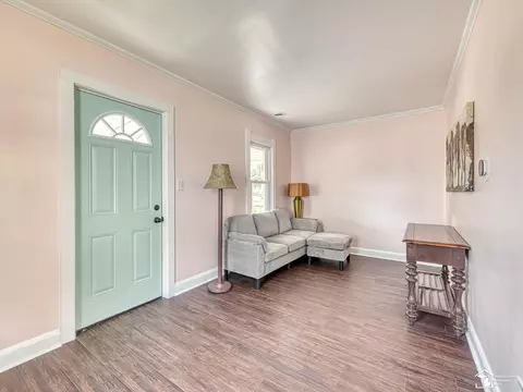 Entry Way - 1214 Bacon, Monroe, MI 48161 photo 1 of 4