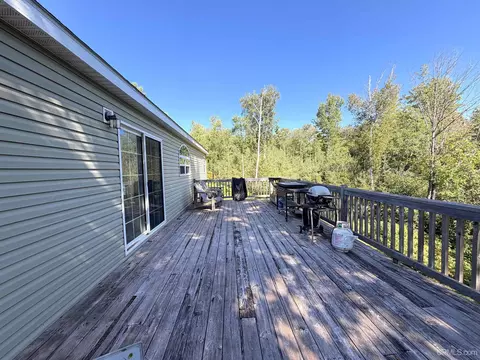 Exterior - 9435 Co Rd Pg, Ishpeming, MI 49849 photo 3 of 10