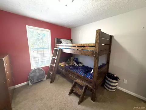 Bedroom - 9435 Co Rd Pg, Ishpeming, MI 49849 photo 4 of 4