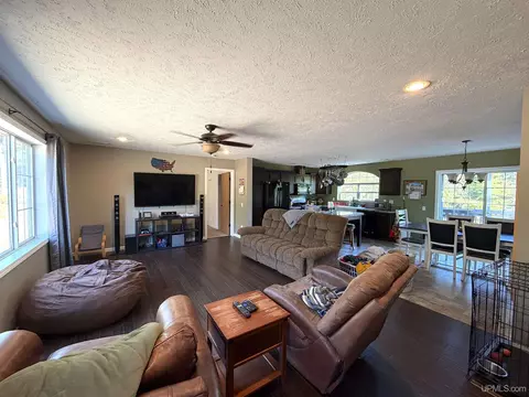 Living - 9435 Co Rd Pg, Ishpeming, MI 49849 photo 3 of 3