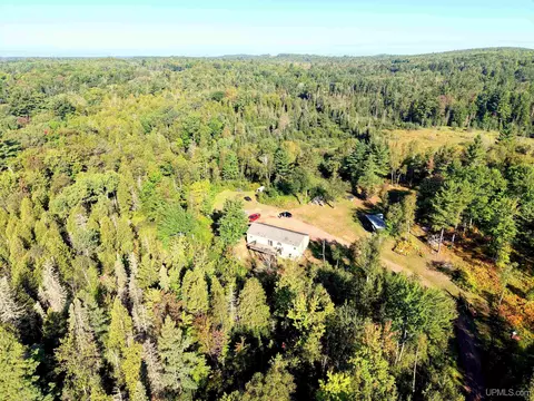 View/Area - 9435 Co Rd Pg, Ishpeming, MI 49849 photo 2 of 10