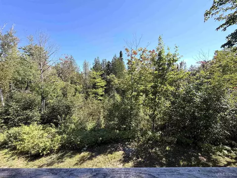 Exterior - 9435 Co Rd Pg, Ishpeming, MI 49849 photo 4 of 10