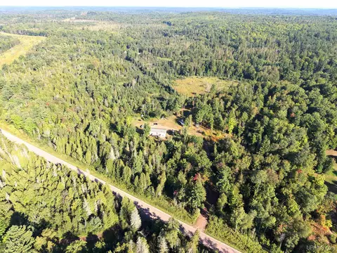 View/Area - 9435 Co Rd Pg, Ishpeming, MI 49849 photo 4 of 10