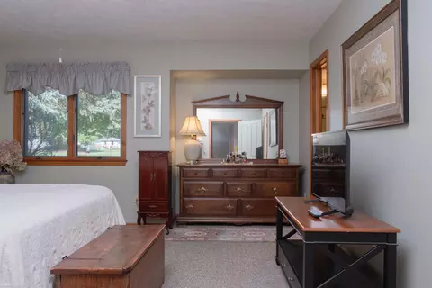 Bedroom - 1105 Corlett, Owosso, MI 48867 photo 2 of 7
