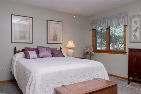 Bedroom - 1105 Corlett, Owosso, MI 48867 photo 1 of 7