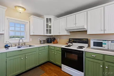 Kitchen - 19920 Libstaff, Dundee, MI 48131 photo 2 of 4