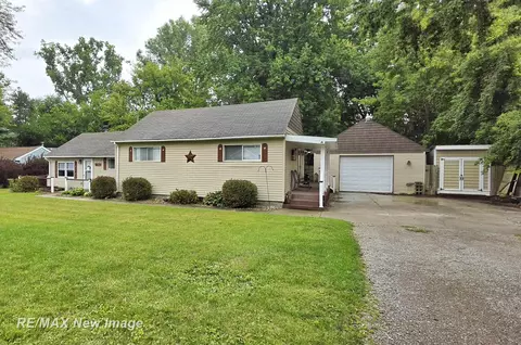 247 Sparling, Saginaw, MI 48609