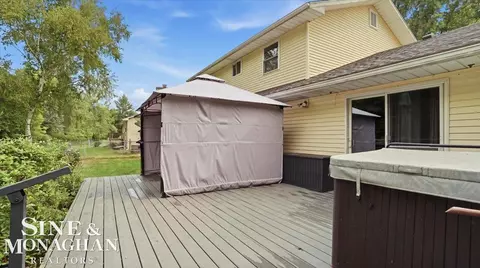 Exterior - 137 E Meldrum, Saint Clair, MI 48079 photo 4 of 6