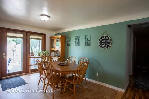 Dining - 7805 Beech, Birch Run, MI 48415 photo 1 of 1