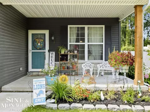 Exterior - 9400 Folkert, Clay, MI 48001 photo 3 of 5