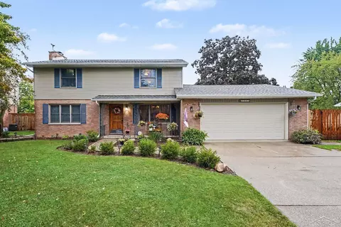 3351 Parkway, Bay City, MI 48706
