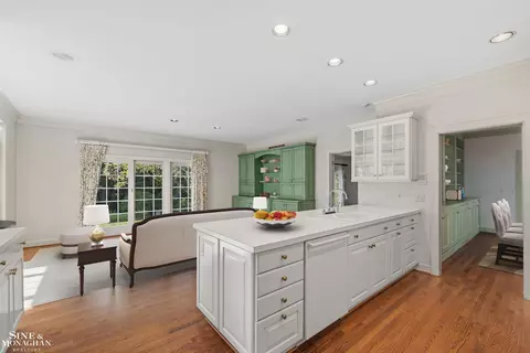 Kitchen - 159 Cloverly, Grosse Pointe Farms, MI 48236 photo 6 of 8