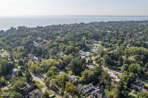 View/Area - 159 Cloverly, Grosse Pointe Farms, MI 48236 photo 3 of 4